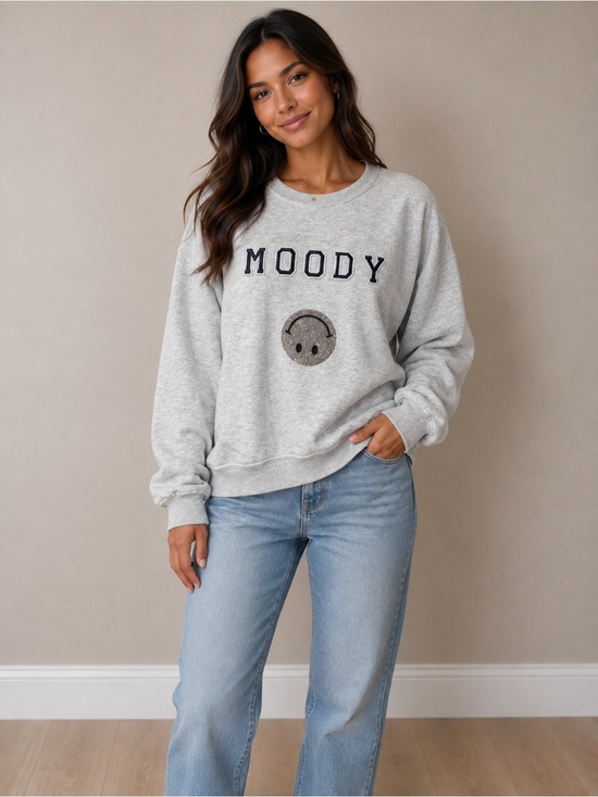 Distressed Vintage Coutoure Sweaters - Moody Graphic Crewneck Sweater - Light Gray